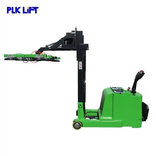 Lift electric din sticlă cu design telescopic